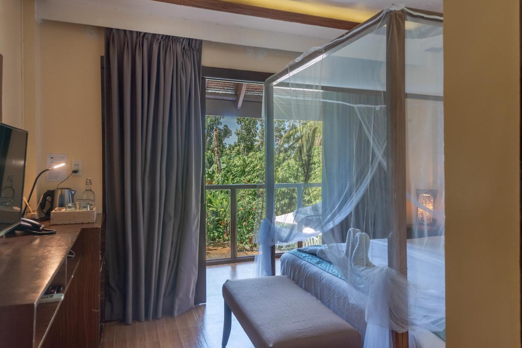 The Hillside Resort Siargao ゼネラル・ルナ エクステリア 写真